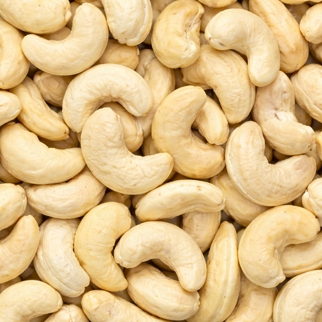 cashew nut முந்திரி பருப்பு (mundhiri paruppu)